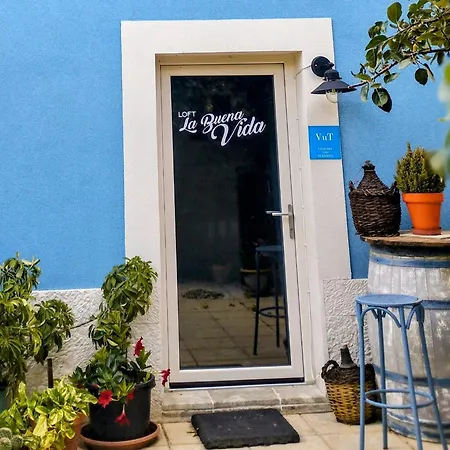 Loft La Buena Vida * 페냐란다 데 두에로